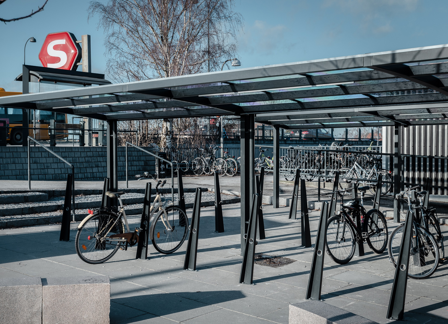 Bicycle bollard FURESØ for easy, theft proof bike parking